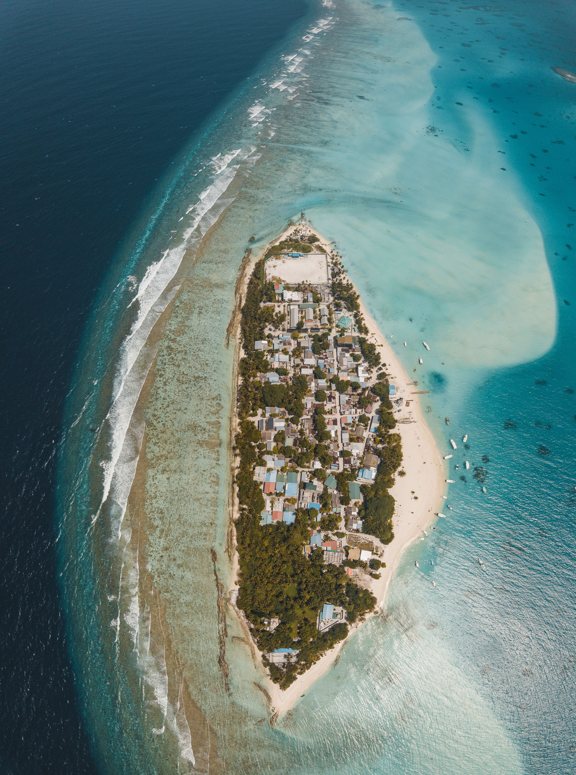 //danieltomba.com/wp-content/uploads/2020/Maledives/DJI_0399-Pano-scaled.jpg